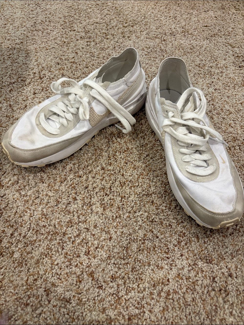 Nike Women’s White and Cream Low-Top Lace-Up Sneakers